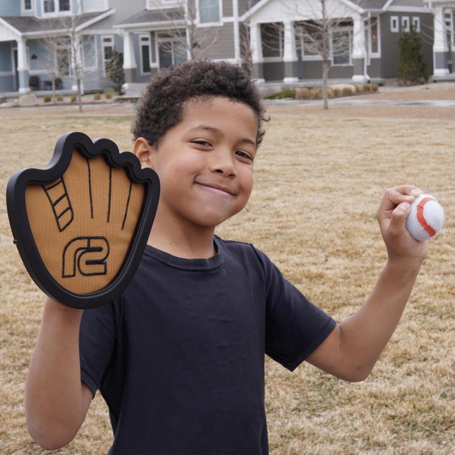  The Refresh Sports Sticky Baseball Paddle Toss & Catch Game