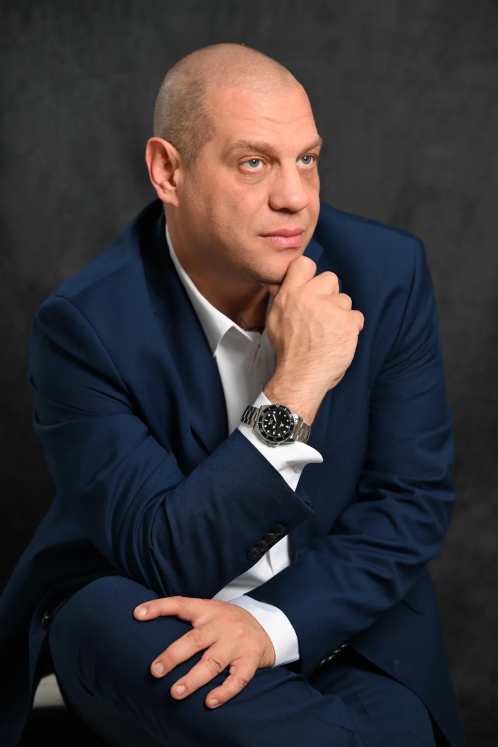 Russell Rabichev Introduces His Next-Level Brand & Funnel Framework for Entrepreneurs Russell Rabichev Introduces His Next-Level Brand & Funnel Framework for Entrepreneurs