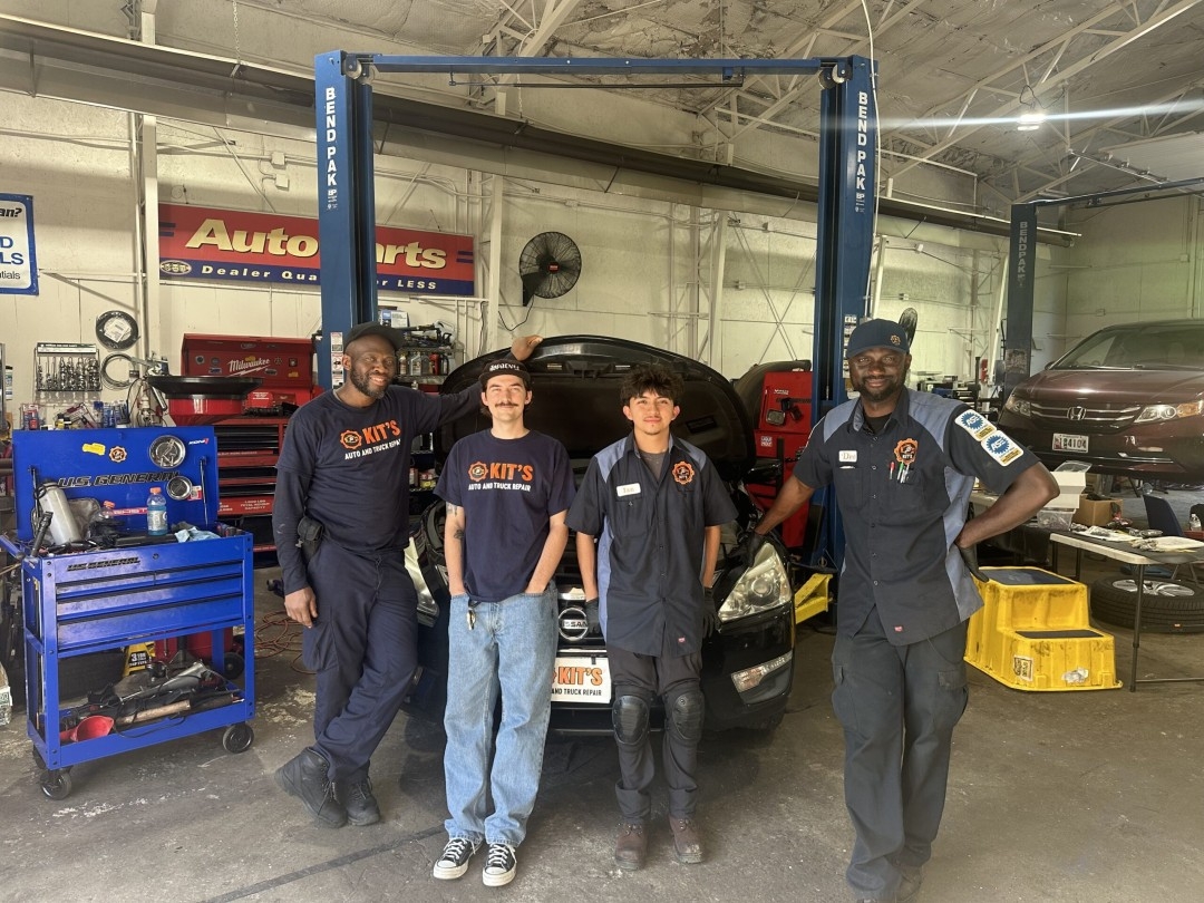 KIT'S Auto and Truck Repair 