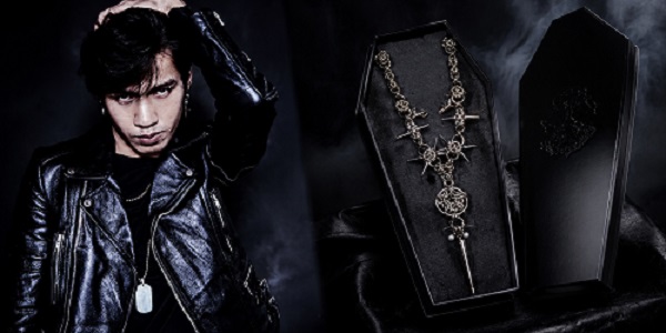 Gothic chainmail styling and dark luxury visual identity by Grizz Studio.