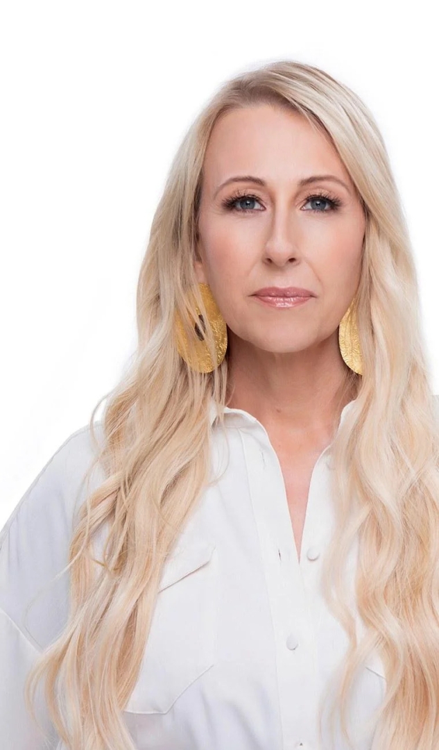 Kathryn Porritt Tells Established Experts to Take Fewer Clients, Not More Kathryn Porritt Tells Established Experts to Take Fewer Clients, Not More