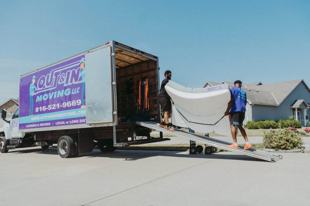 Out & In Moving LLC