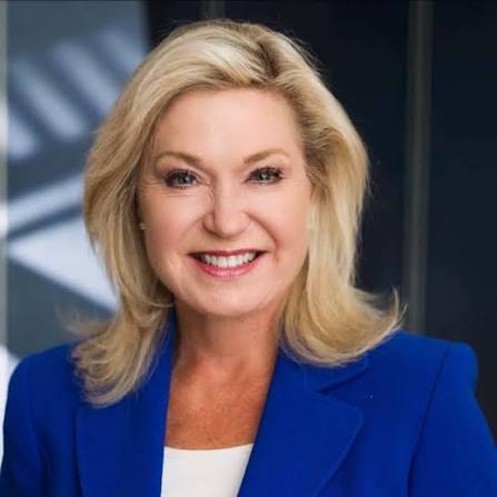 Bonnie Crombie Leads Mississauga Mayoral Poll Ahead of Advance Voting