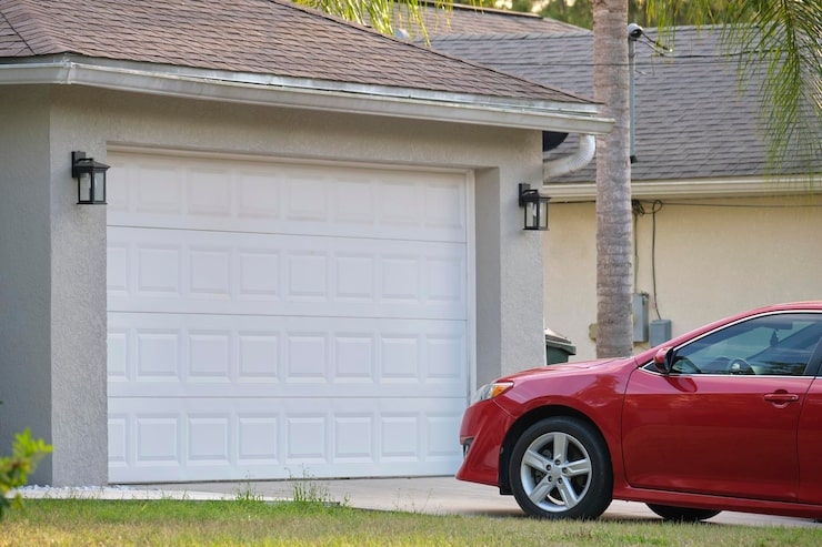 MOJA Garage Doors Issues: Winter Energy Loss Checklist for Sacramento Homeowners