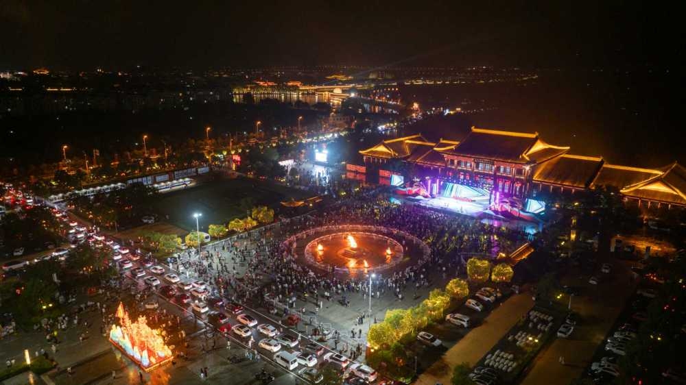 Shouxian County’s National Day and Mid-Autumn Festival Celebrations Gain Widespread Attention with Moon-Themed Activities